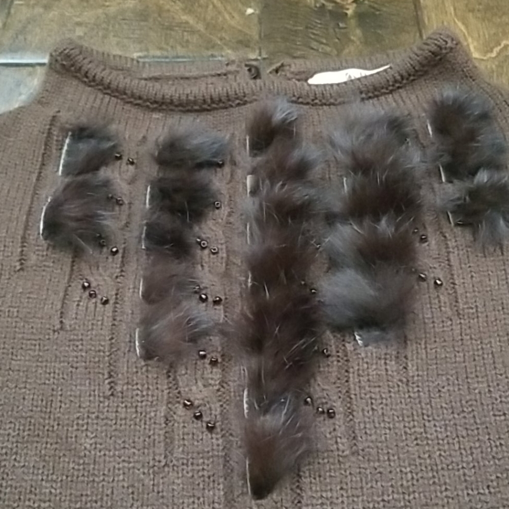 2pc Unique Sweater Set - Picture 3 of 7